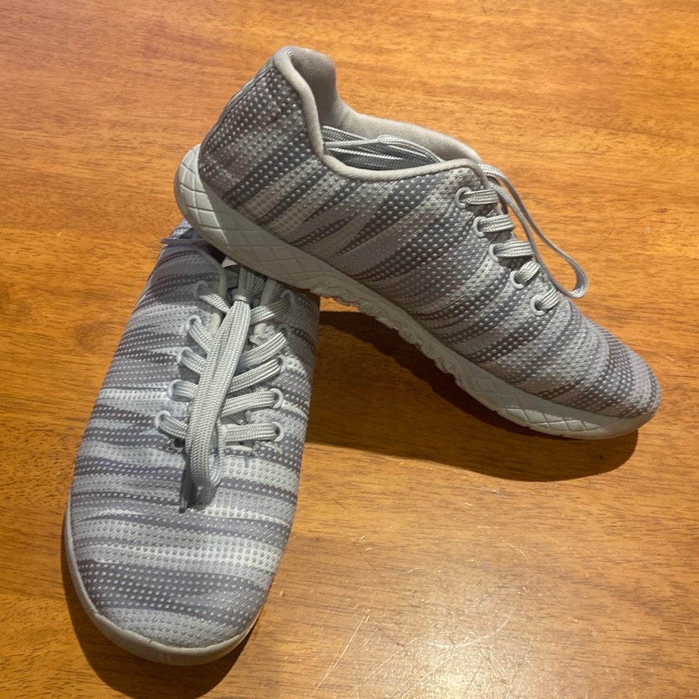 NOBULL Gray Athletic Shoes Sleek Design Textured Upper